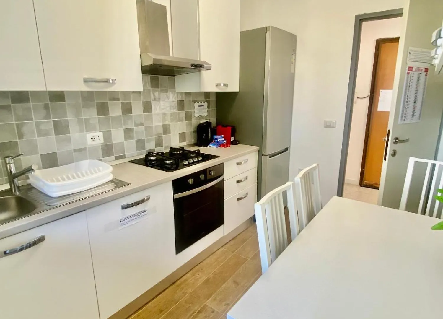 Grande Rifugio Apartment - Zona Eur Roma Italia