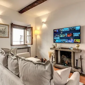 Maya Rhome Trastevere Apartment